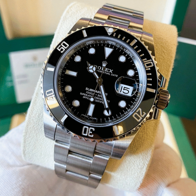 Rolex-Submariner-Silver-&-Black