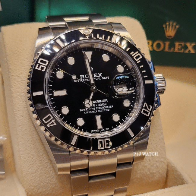 Rolex-Submariner-Silver-&-Black-(4)